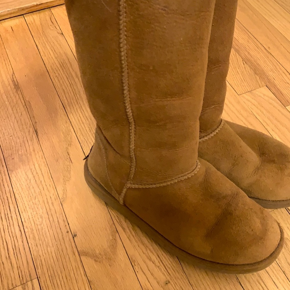 Tall Ugg Boots Size 9 Chestnut